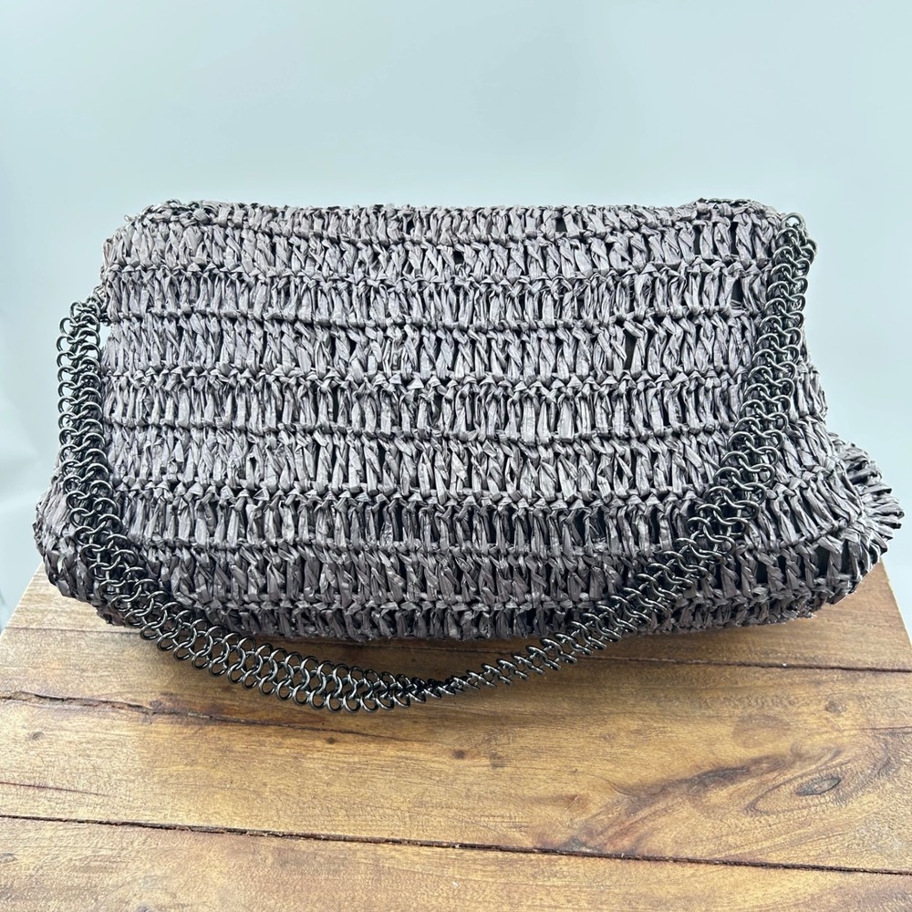 Apostrophe Gray Woven Raffia Shoulder‎ Bag Gunmetal Chain Link Trim Flap Closure